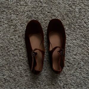 Doen Mary Jane Slipper